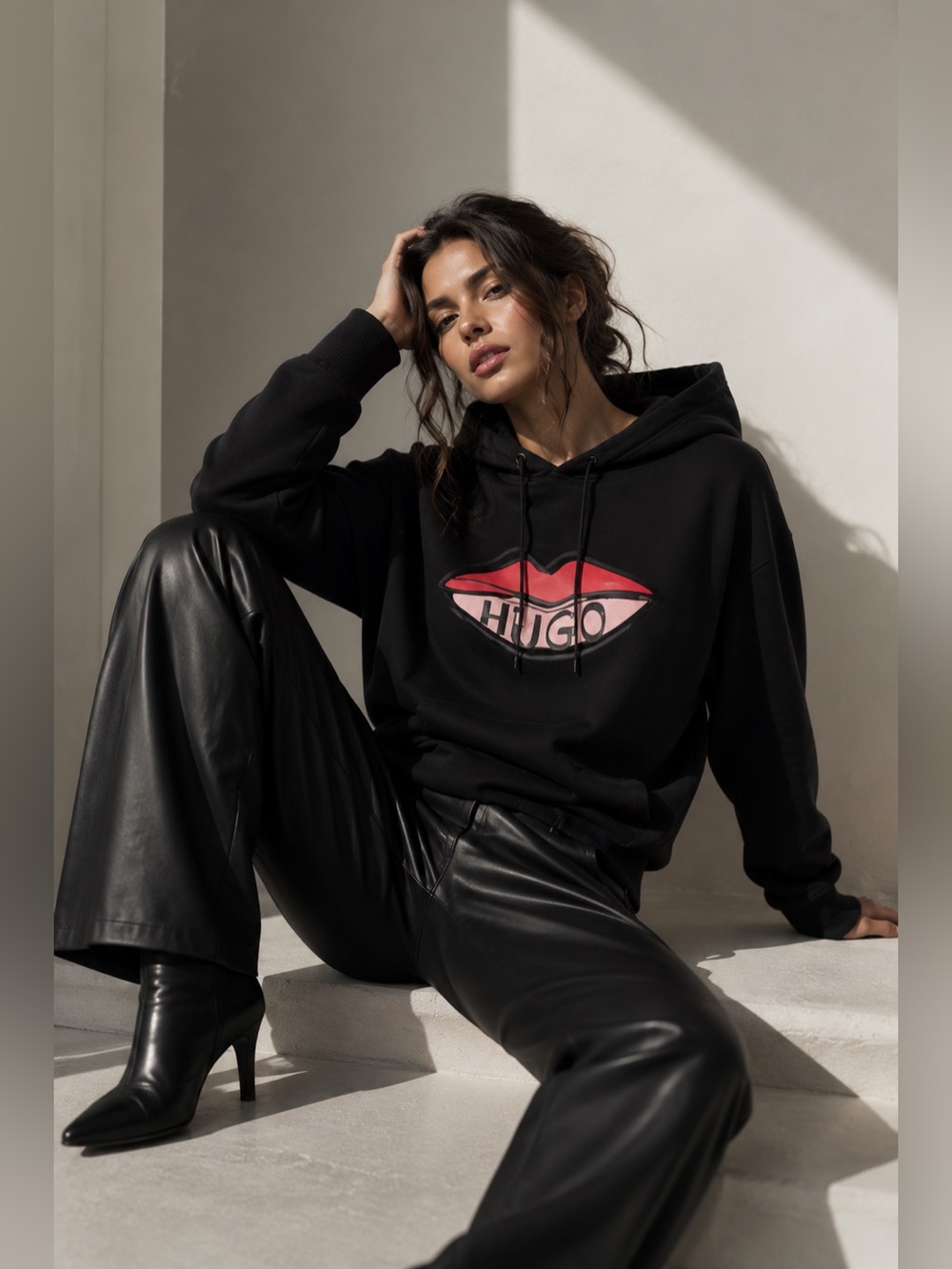 HUGO Boss Graphic Logo Hoodie Black Organic Cotton Unisex Medium